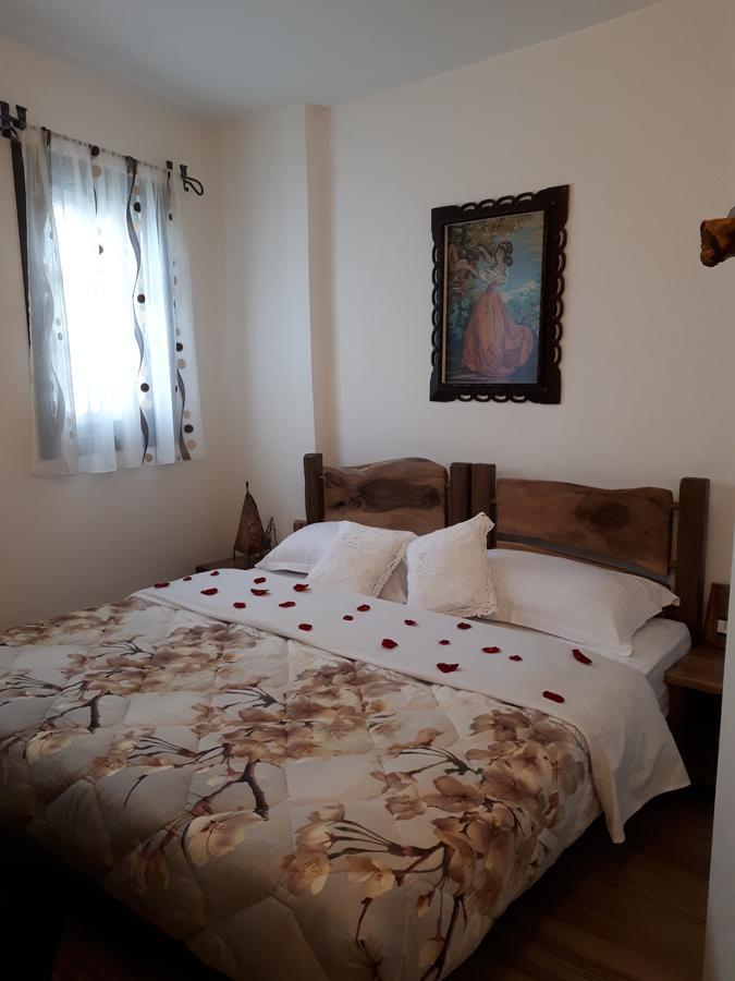 Hotel Omer Берат Екстер'єр фото