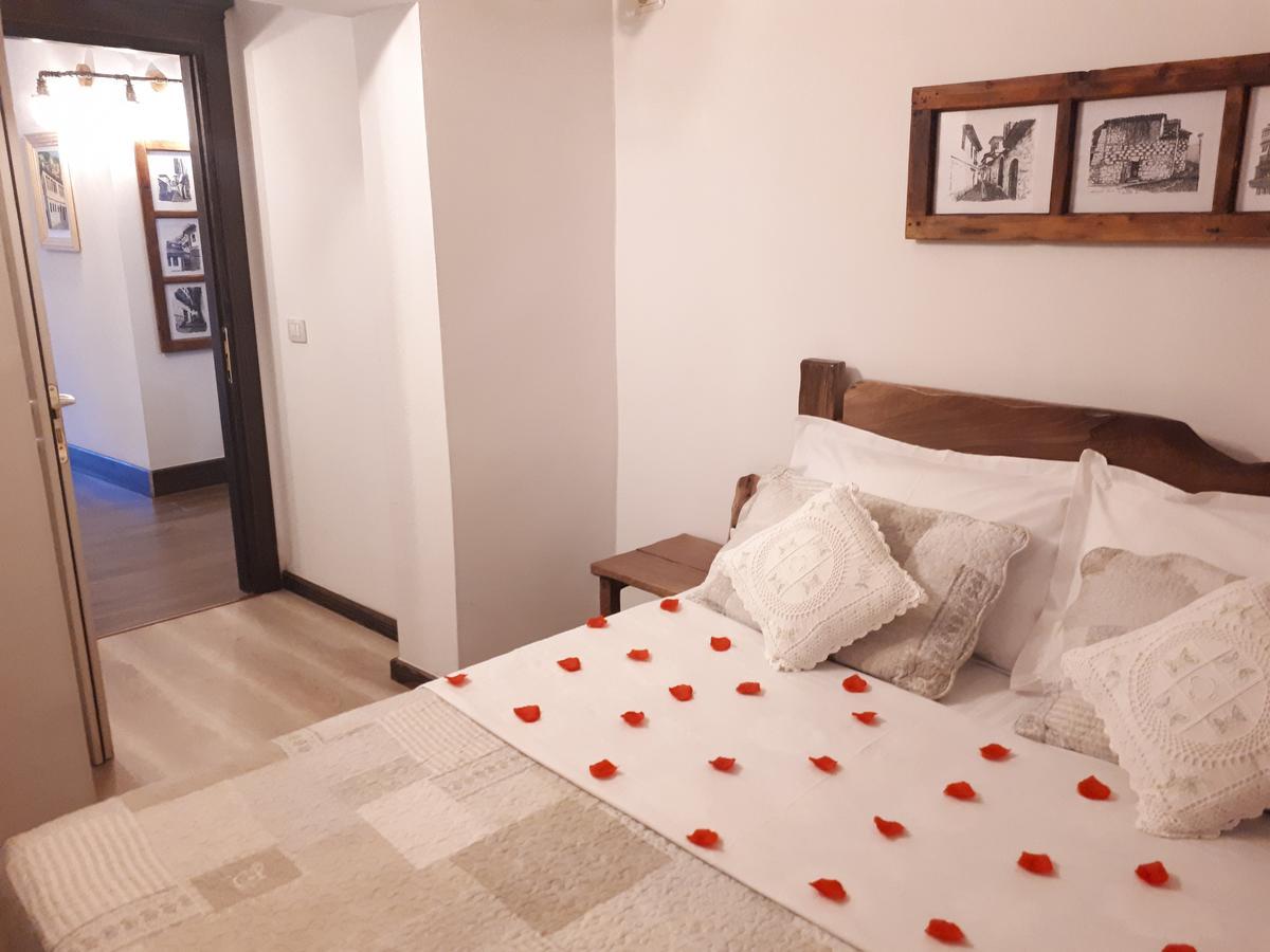 Hotel Omer Берат Екстер'єр фото